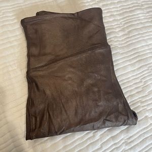 Spanx Liquid Faux Leather Leggings Size:Large